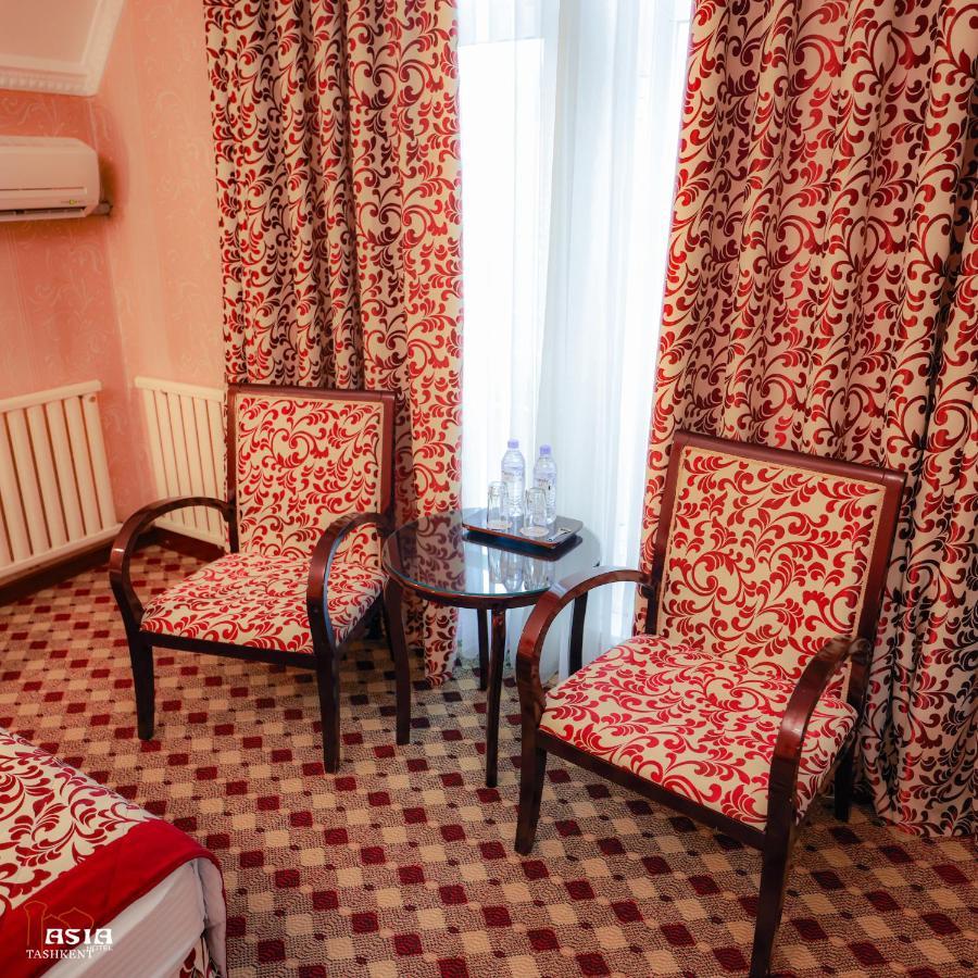 Asia Tashkent Hotel Buitenkant foto