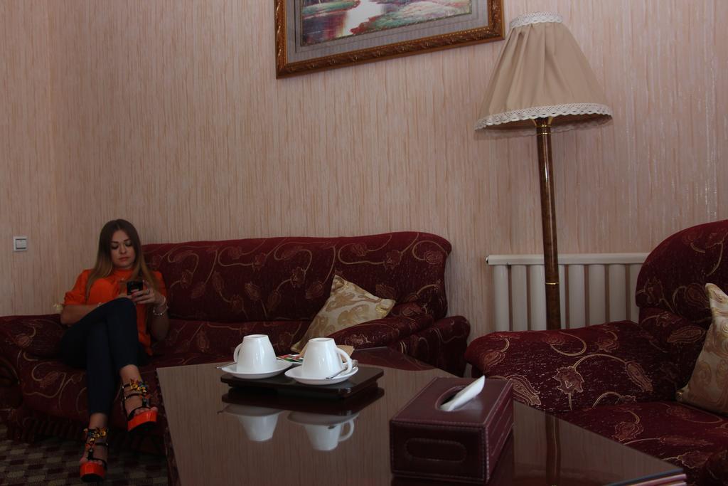 Asia Tashkent Hotel Buitenkant foto